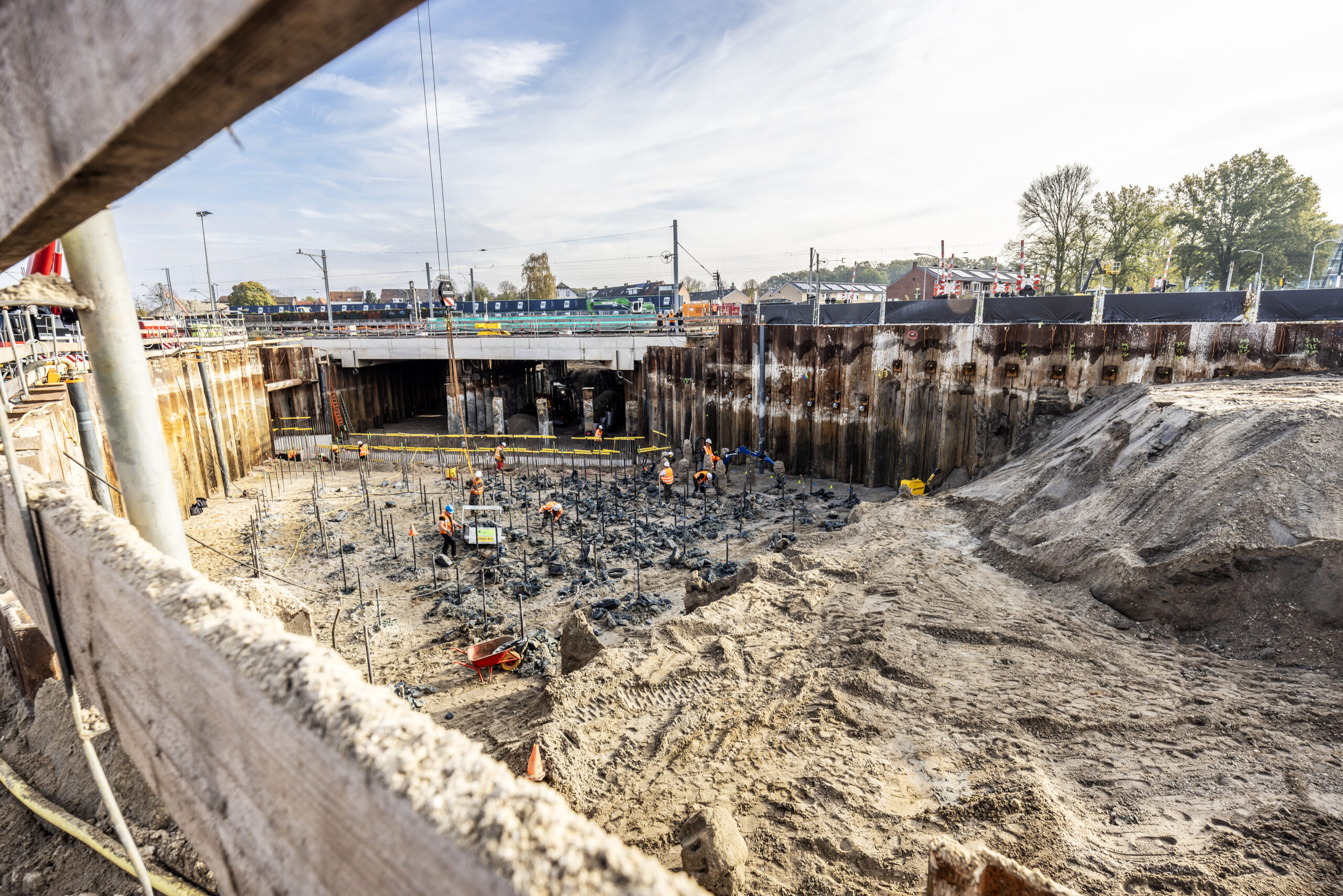De onderdoorgang wordt steeds meer zichtbaar