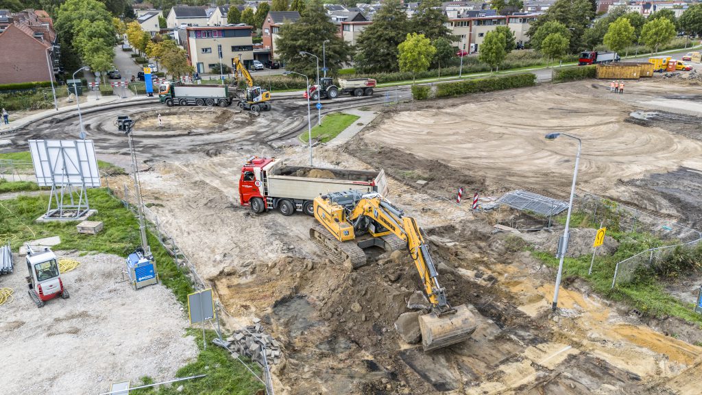 Werkzaamheden Vierpaardjes - Sloop rotonde